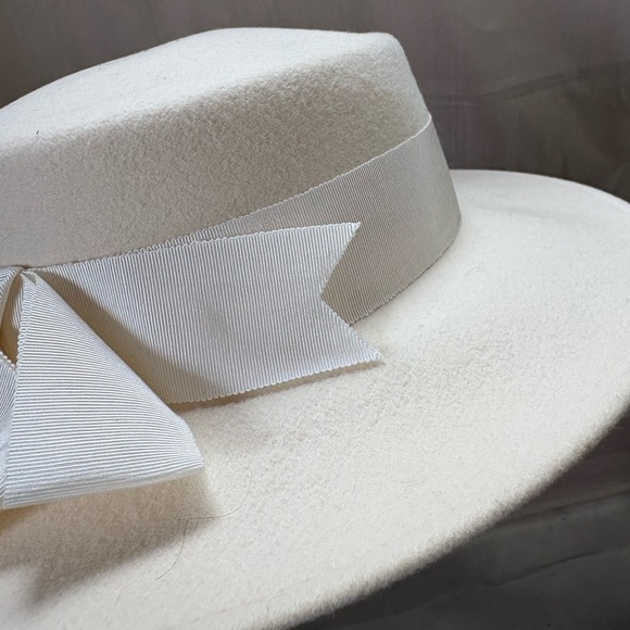 Eaton Vintage Cream Fedora Wool Women's Hat - Picture 9 of 9